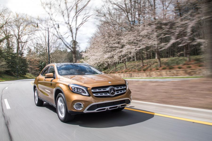  Mercedes-Benz GLA250 4Matic (X156) 2017 года  (NA) (фото 17 из 28)